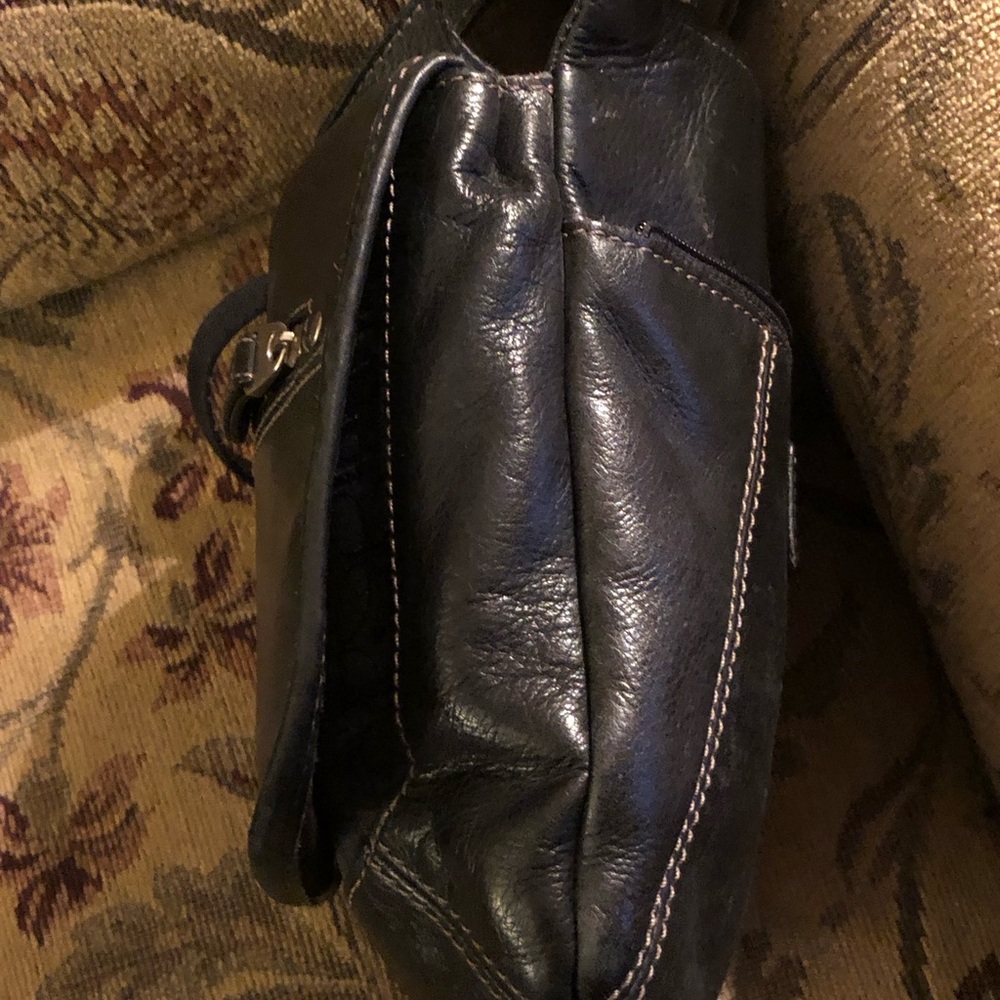 Wmn’s Fossil crossbody purse - Picture 7 of 10